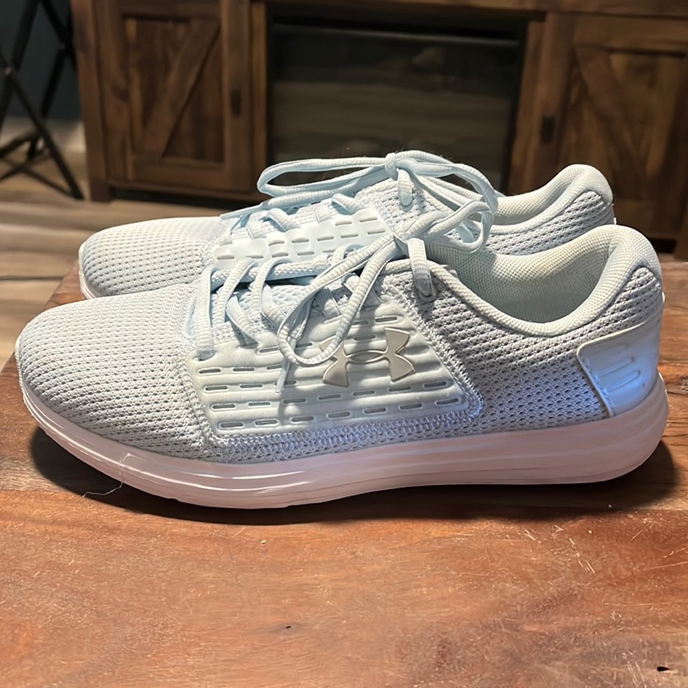 Blue under armour running shoes